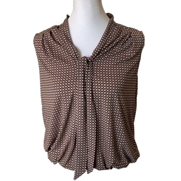 Max Studio Tie Neck Sleeveless Blouse - Picture 2 of 11